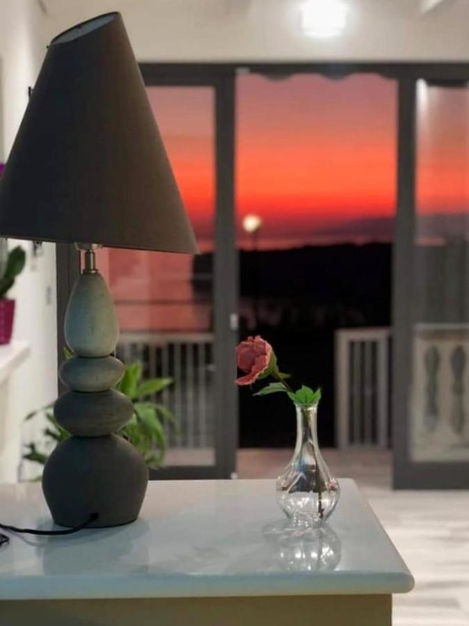 Miramare Bed&Food - Free Parking & Wifi Bed & Breakfast Сан Никола Арчела Екстериор снимка