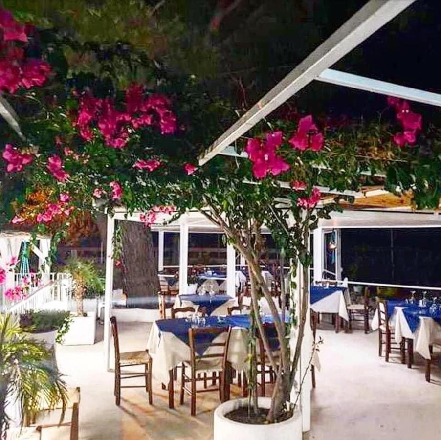 Miramare Bed&Food - Free Parking & Wifi Bed & Breakfast Сан Никола Арчела Екстериор снимка